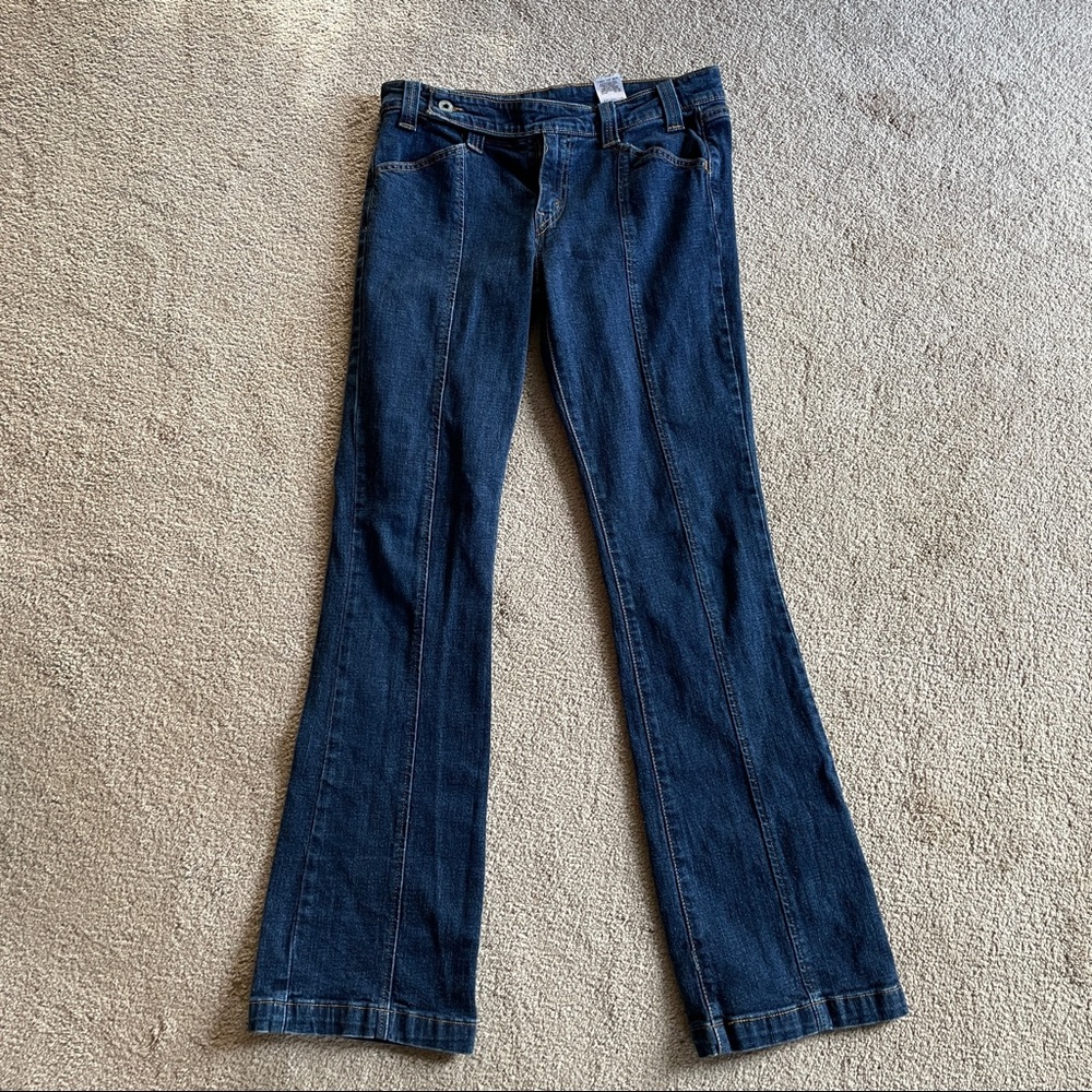Levi’s Flare Jeans Dark Wash